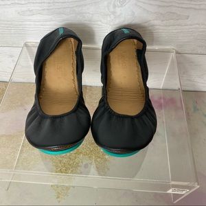 Tieks Matte Black Leather Size 8 Flats